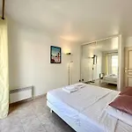\'Le Victoria Beach\' Vue Mer Plein Centre, Spacieux
